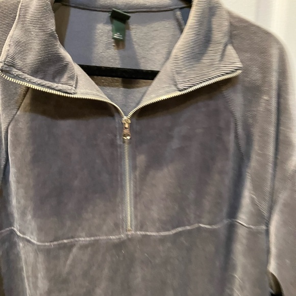 Sweatshirt - Picture 3 of 6